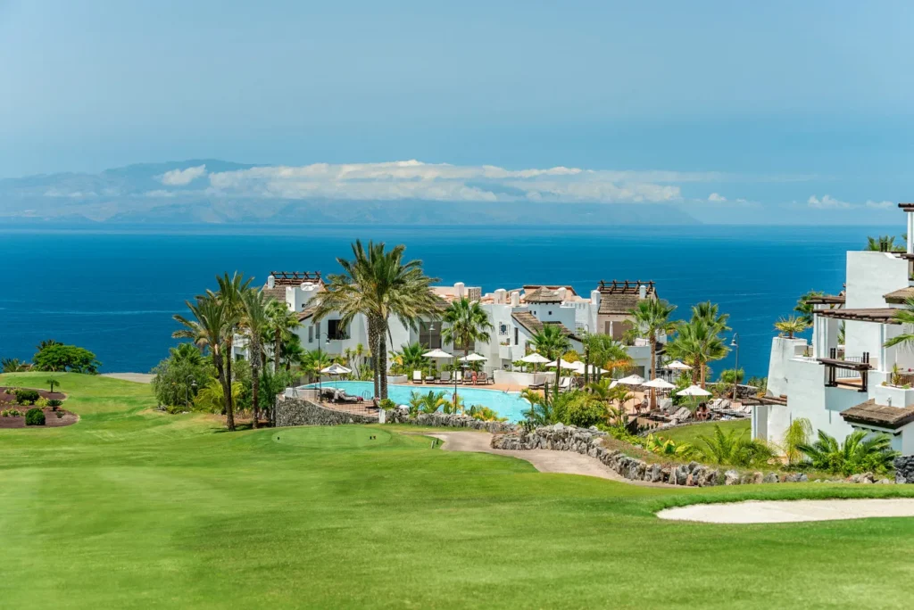 Padel Resorts in Spain
